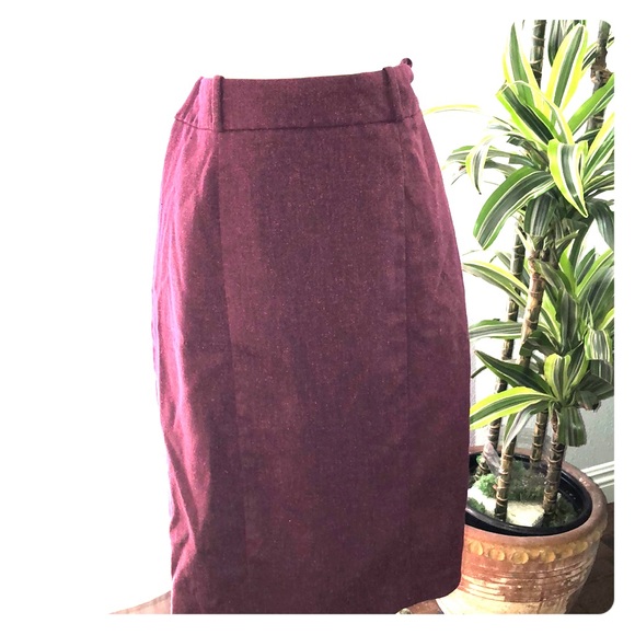 Vivo Waridi Pencil Skirt - Maroon